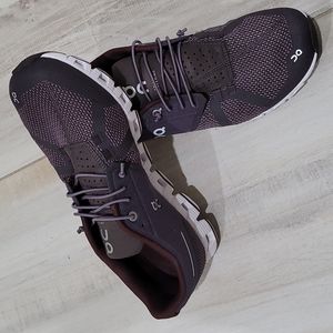 On cloud running shoes 👟